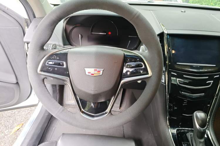 Used Cadillac ATS-L 2017 28T Fashion Edition Steering Wheel