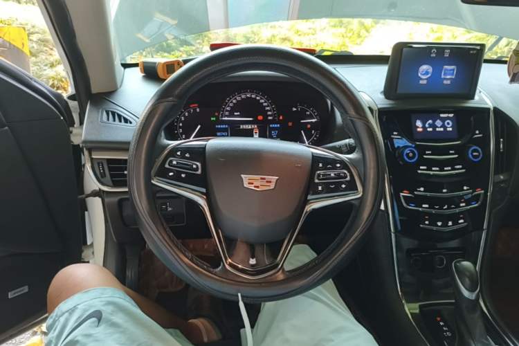 Used Cadillac ATS-L 2017 28T Tech Edition Steering Wheel