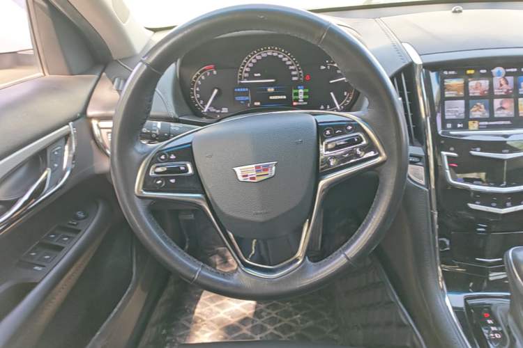 Used Cadillac ATS-L 2017 28T Fashion Edition Steering Wheel