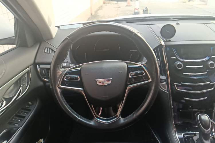 Used Cadillac ATS-L 2017 28T Tech Edition Steering Wheel