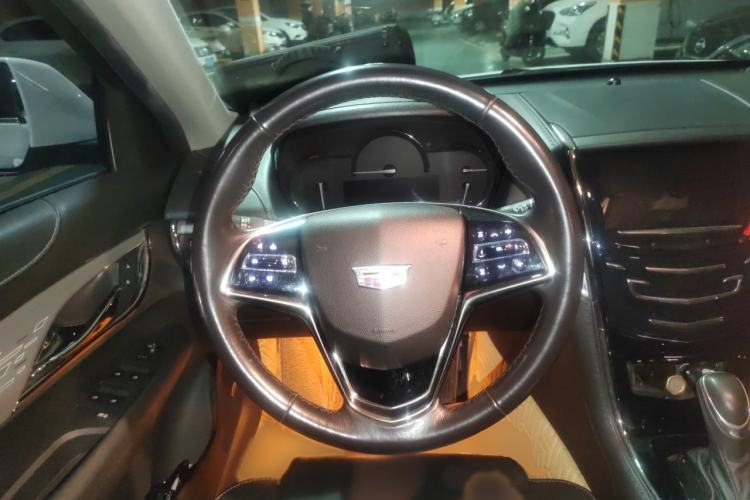 Used Cadillac ATS-L 2017 28T Fashion Edition Steering Wheel