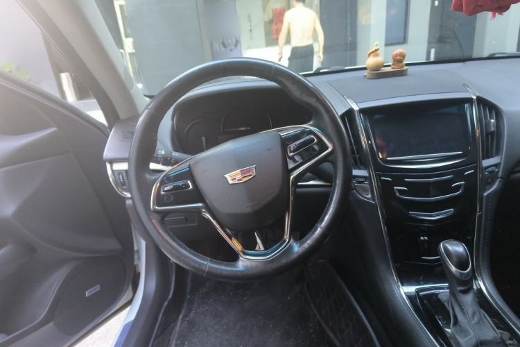 Used Cadillac ATS-L 2017 28T Fashion Edition Steering Wheel