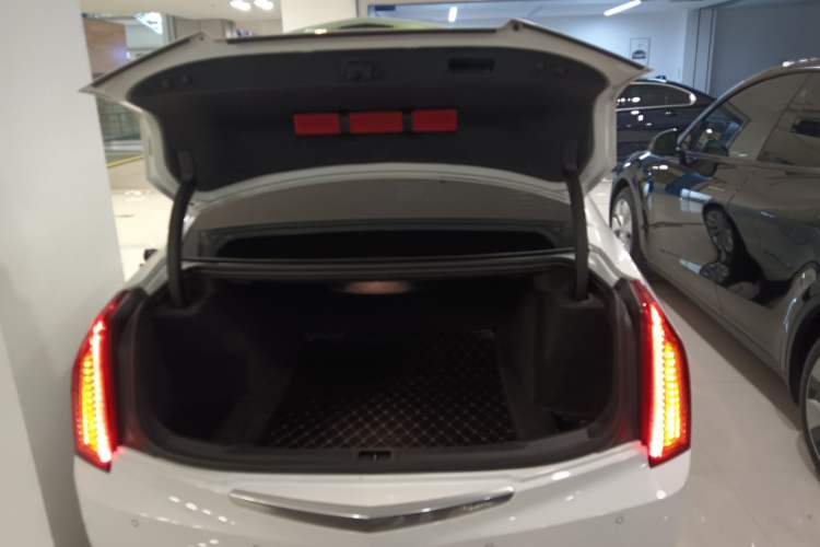 Used Cadillac ATS-L 2017 28T Fashion Edition Trunk
