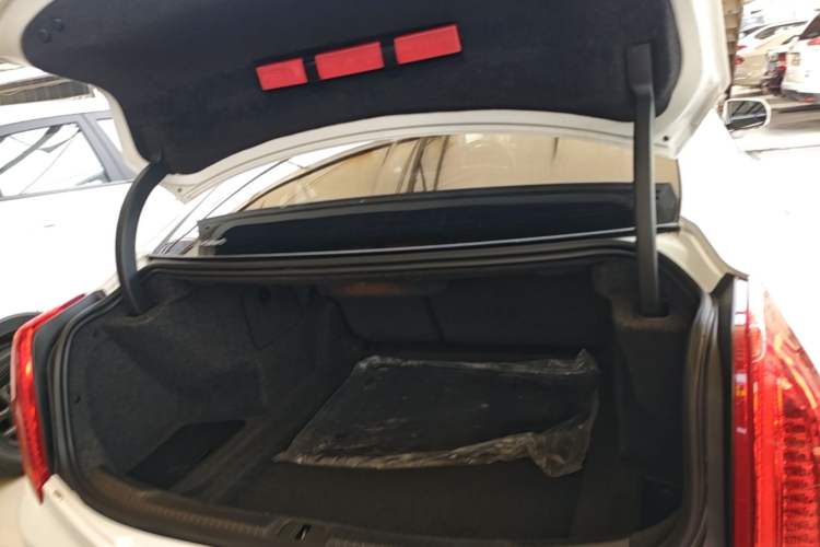 Used Cadillac ATS-L 2017 28T Tech Edition Trunk