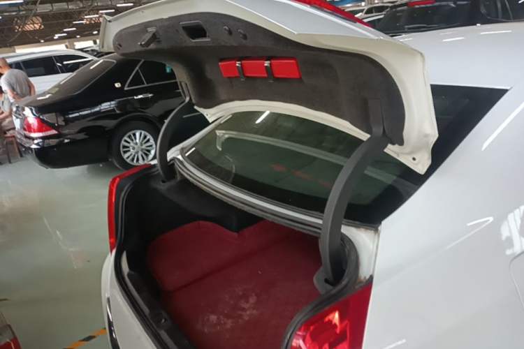 Used Cadillac ATS-L 2017 28T Fashion Edition Trunk