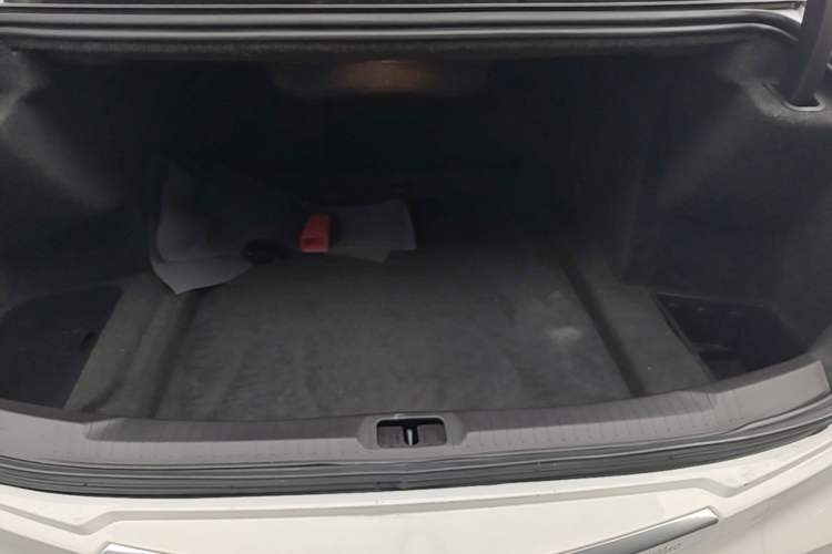 Used Cadillac ATS-L 2017 28T Tech Edition Trunk