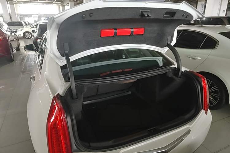 Used Cadillac ATS-L 2017 28T Fashion Edition Trunk