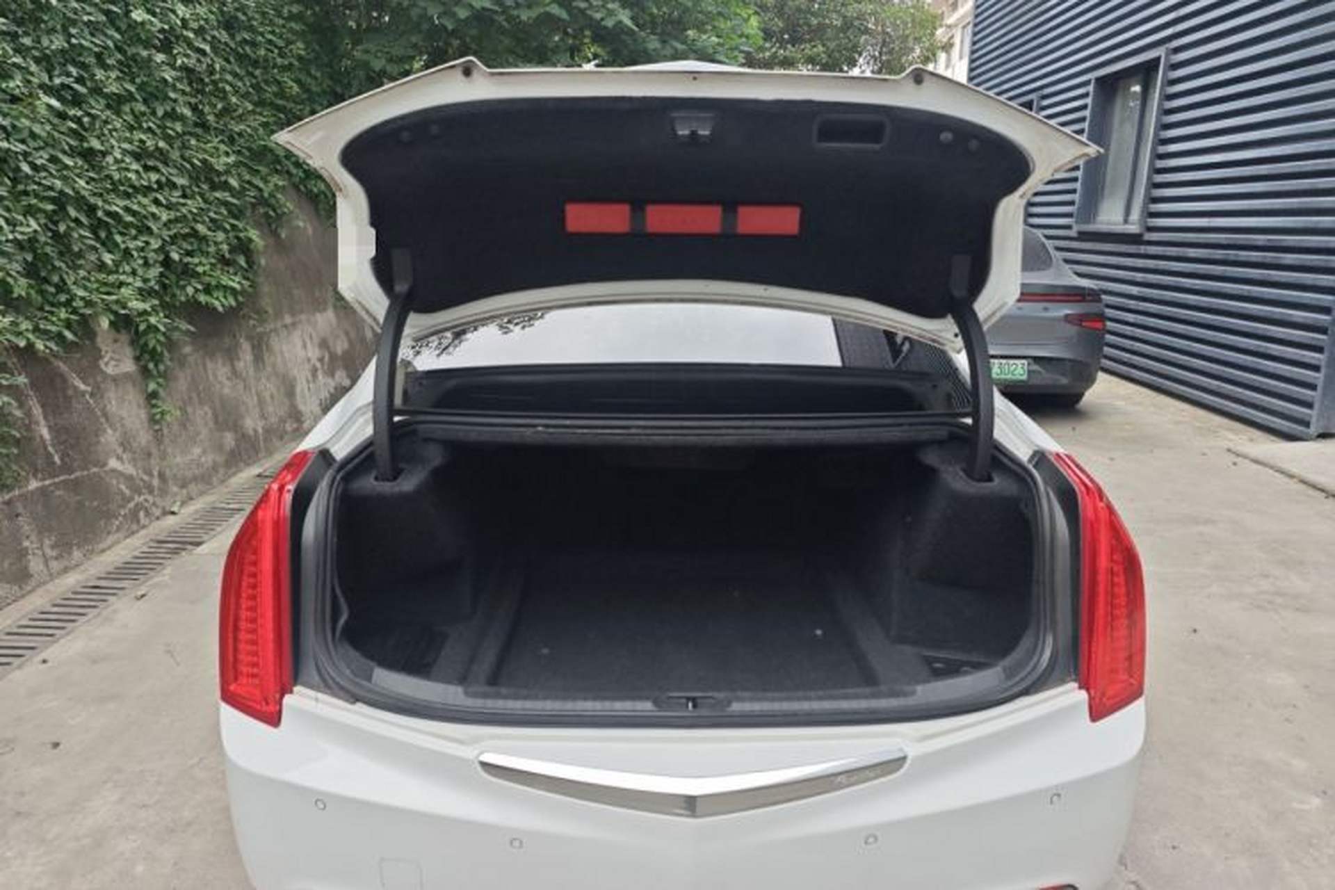 Used Cadillac ATS-L 2017 28T Fashion Edition Trunk