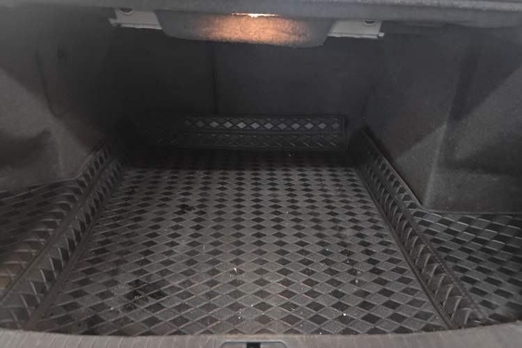 Used Cadillac ATS-L 2017 28T Fashion Edition Trunk