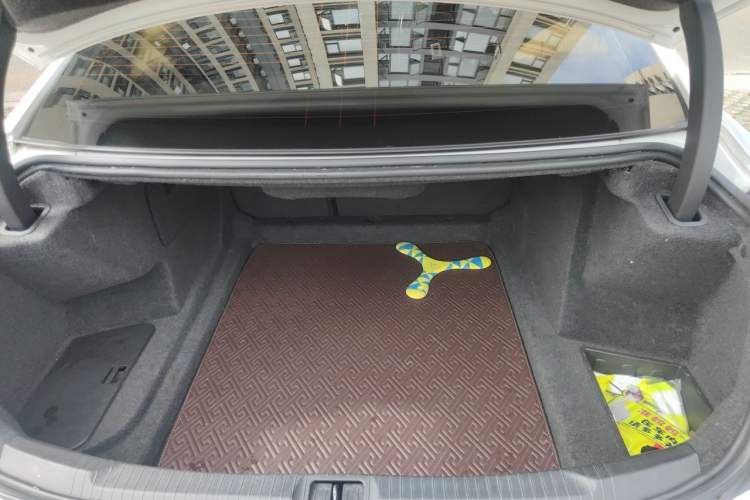 Used Cadillac ATS-L 2017 28T Fashion Edition Trunk