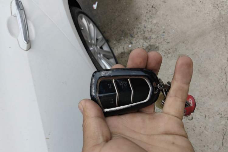 Used Cadillac ATS-L 2017 28T Tech Edition Vehicle Key