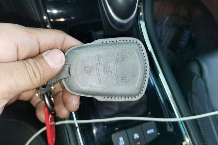 Used Cadillac ATS-L 2017 28T Tech Edition Vehicle Key