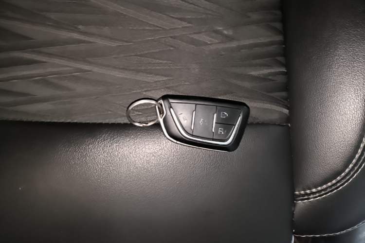 Used Cadillac ATS-L 2017 28T Tech Edition Vehicle Key