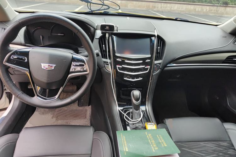 Used Cadillac ATS-L 2017 28T Tech Edition Center Console