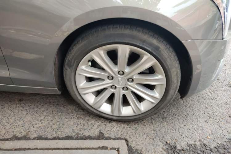 Used Cadillac ATS-L 2017 28T Tech Edition Exterior 9