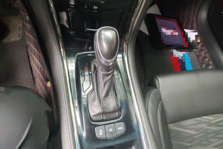 Used Cadillac ATS-L 2017 28T Tech Edition Gear Lever