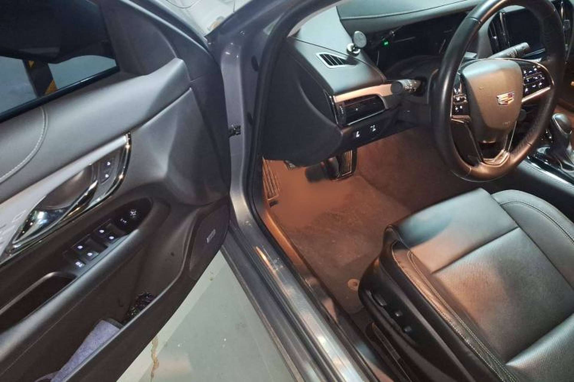 Used Cadillac ATS-L 2017 28T Fashion Edition Interior 3