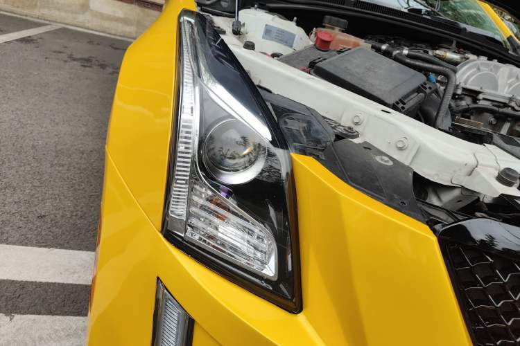 Used Cadillac ATS-L 2017 28T Tech Edition Right Front Headlight