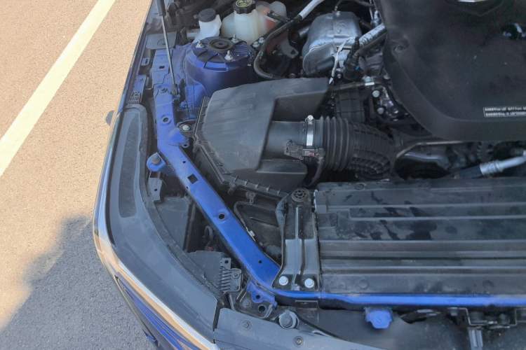 Used Cadillac CT4 2023 25T Luxury Model Engine Bay Right