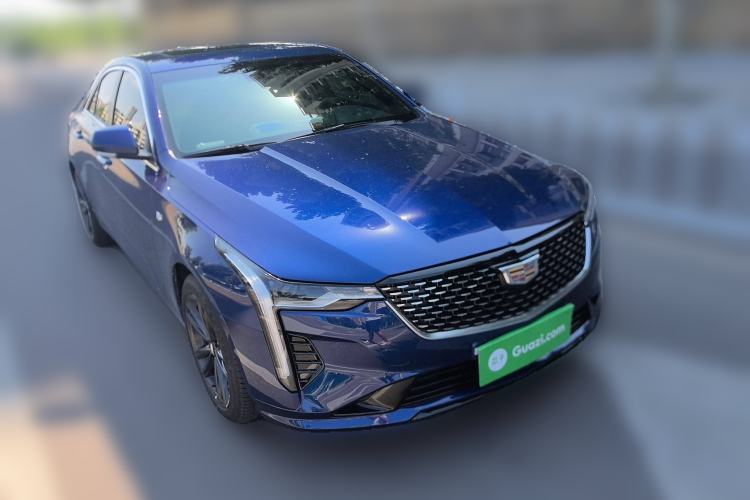 Used Cadillac CT4 2023 25T Luxury Model Front Right 45 Deg