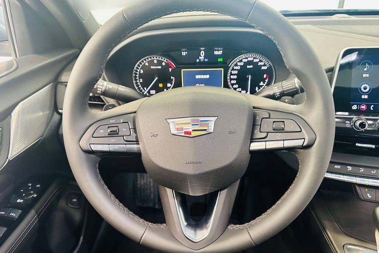 Used Cadillac CT4 2023 28T Luxury Version Interior 2