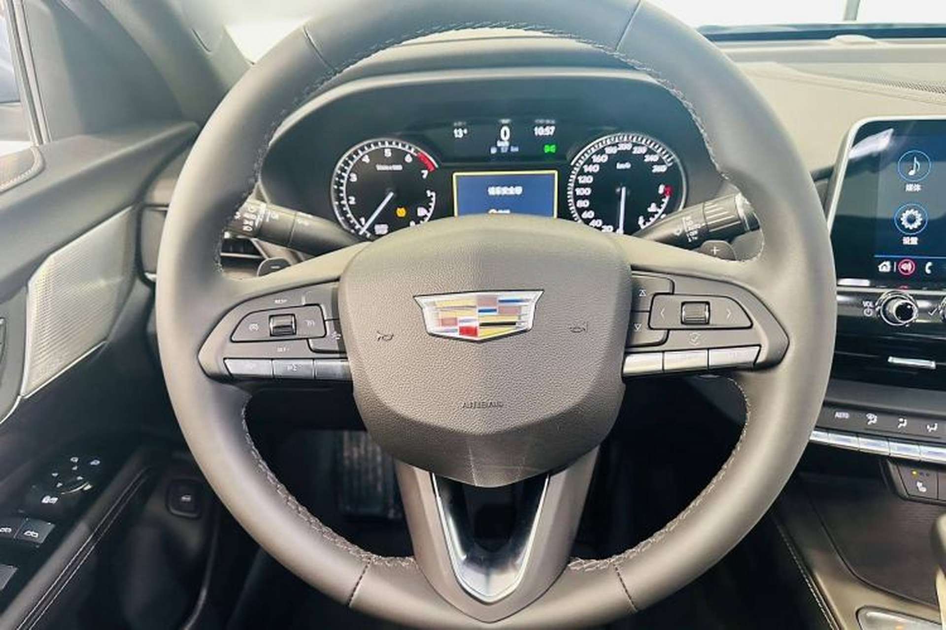 Used Cadillac CT4 2023 28T Luxury Version Interior 2