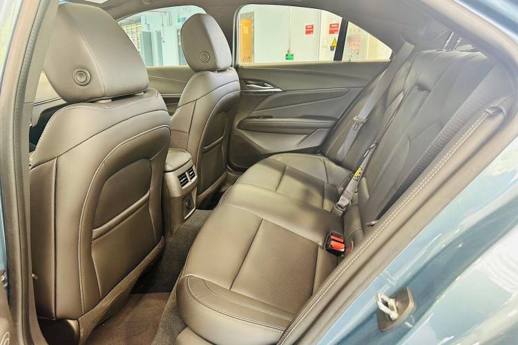 Used Cadillac CT4 2023 28T Luxury Version Interior 5