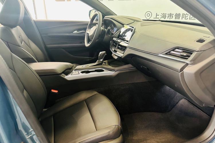 Used Cadillac CT4 2023 28T Luxury Version Interior 6