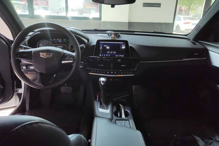 Used Cadillac CT4 2023 25T Fashion Edition Interior 2