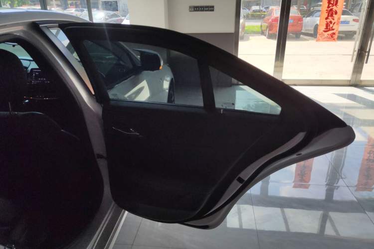 Used Cadillac CT4 2023 25T Fashion Edition Interior 6