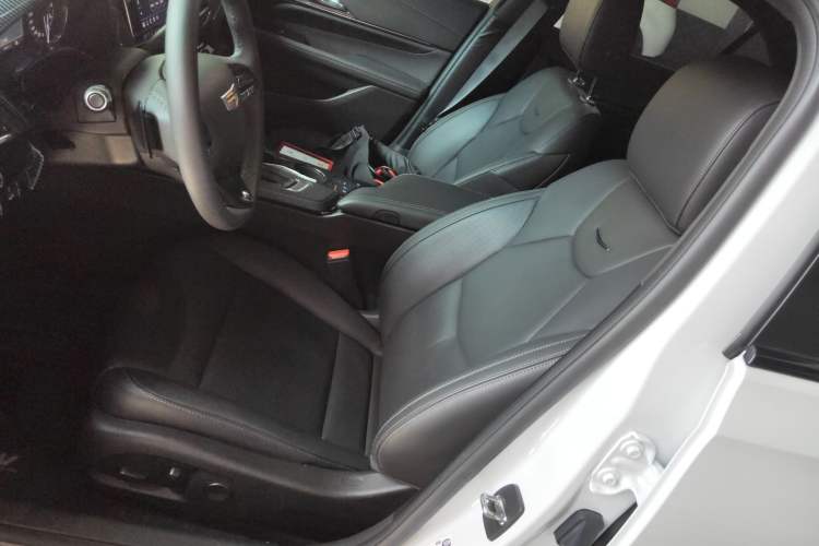 Used Cadillac CT4 2023 25T Fashion Edition Left Front Seat