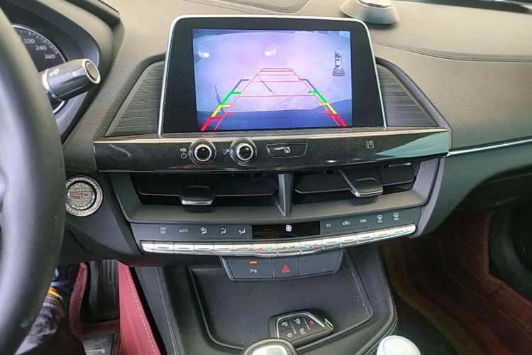 Used Cadillac CT4 2020 28T Fashion Edition Audio And AC Panel