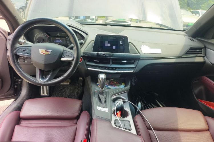 Used Cadillac CT4 2020 28T Elite Edition Center Console