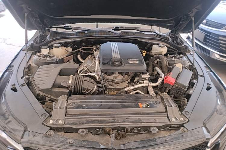 Used Cadillac CT4 2020 28T Fashion Edition Engine Bay