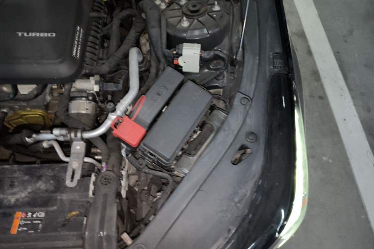 Used Cadillac CT4 2020 28T Elite Edition Engine Bay Left