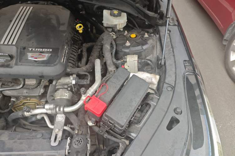 Used Cadillac CT4 2020 28T Elite Edition Engine Bay Left
