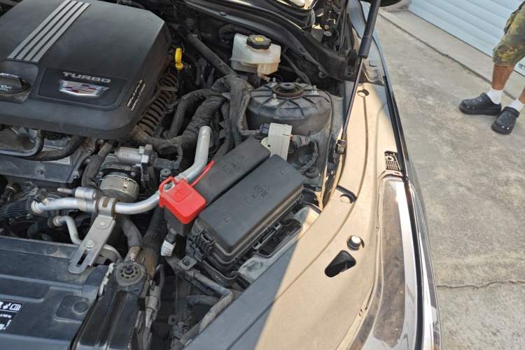 Used Cadillac CT4 2020 28T Elite Edition Engine Bay Left