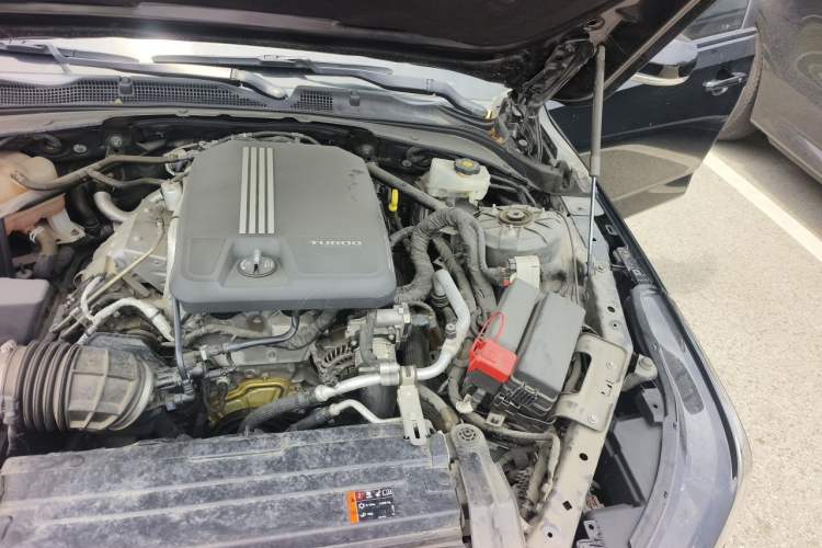 Used Cadillac CT4 2020 28T Elite Edition Engine Bay Left