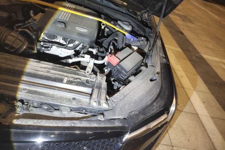 Used Cadillac CT4 2020 28T Elite Edition Engine Bay Left
