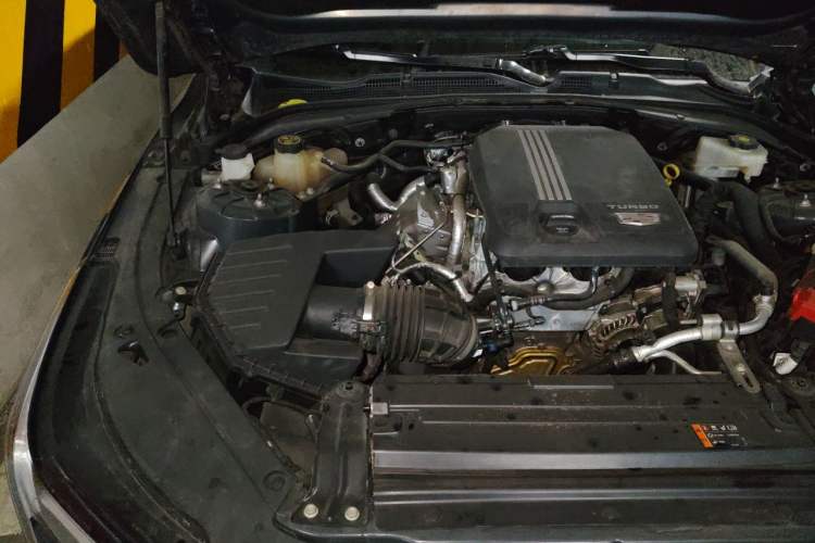 Used Cadillac CT4 2020 28T Elite Edition Engine Bay Right