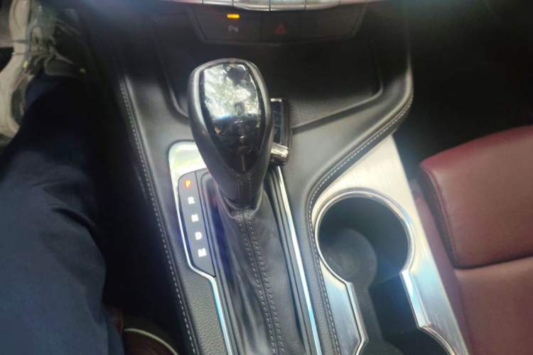 Used Cadillac CT4 2020 28T Elite Edition Gear Lever