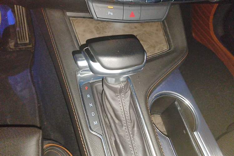 Used Cadillac CT4 2020 28T Elite Edition Gear Lever