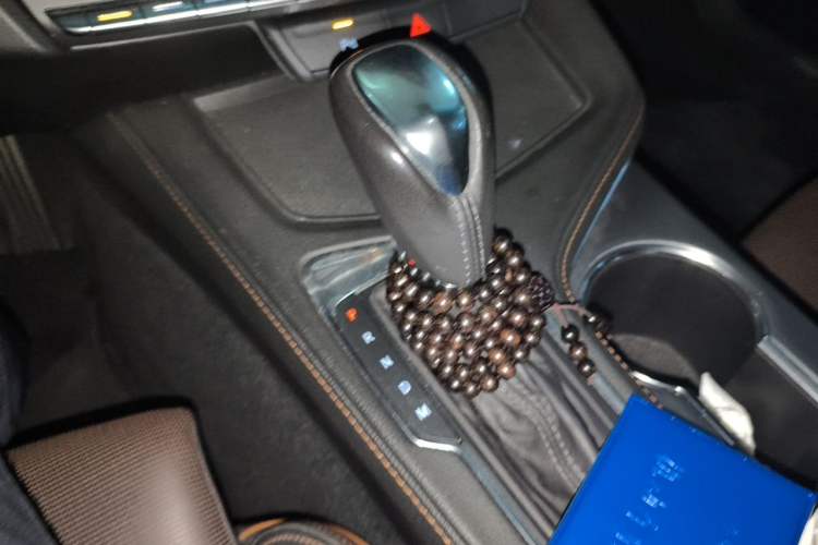 Used Cadillac CT4 2020 28T Elite Edition Gear Lever