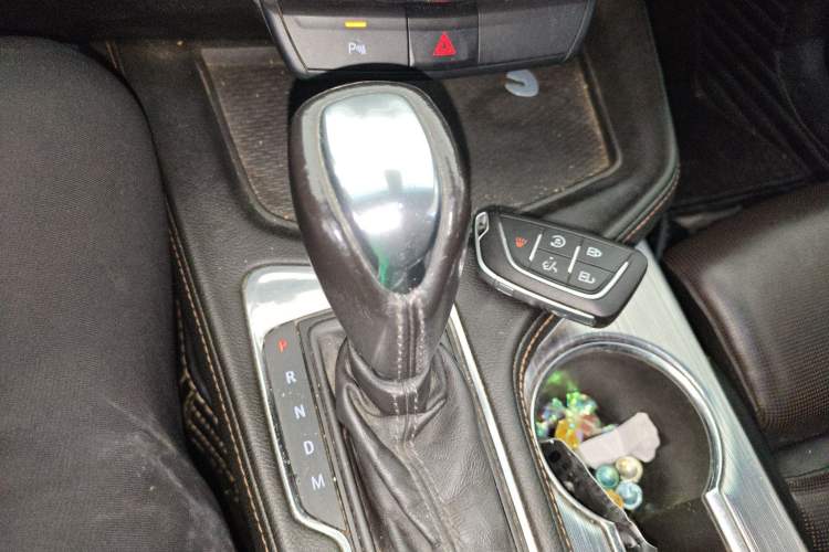 Used Cadillac CT4 2020 28T Elite Edition Gear Lever