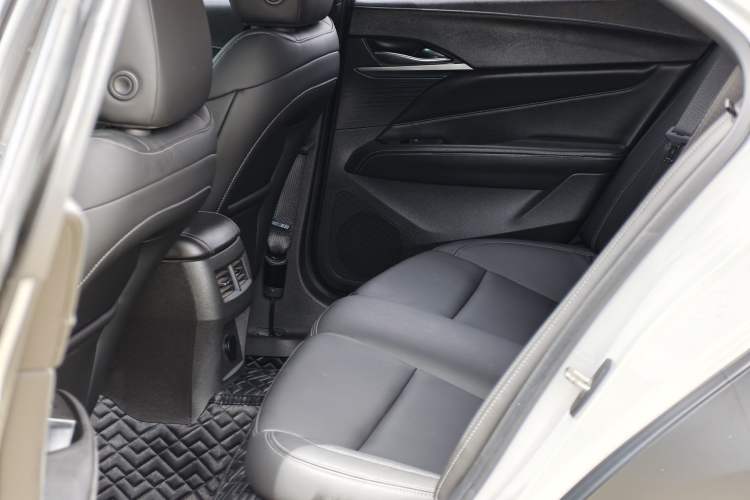 Used Cadillac CT4 2020 28T Fashion Edition Interior 3