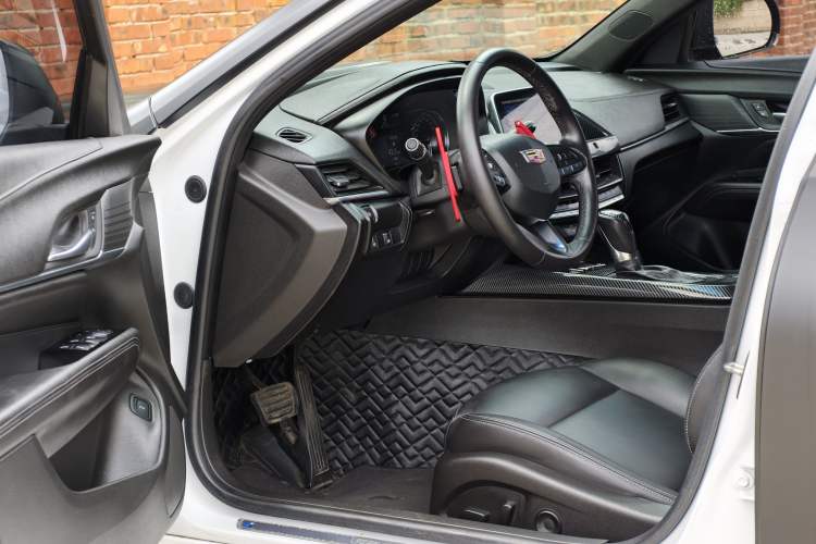Used Cadillac CT4 2020 28T Fashion Edition Interior 5