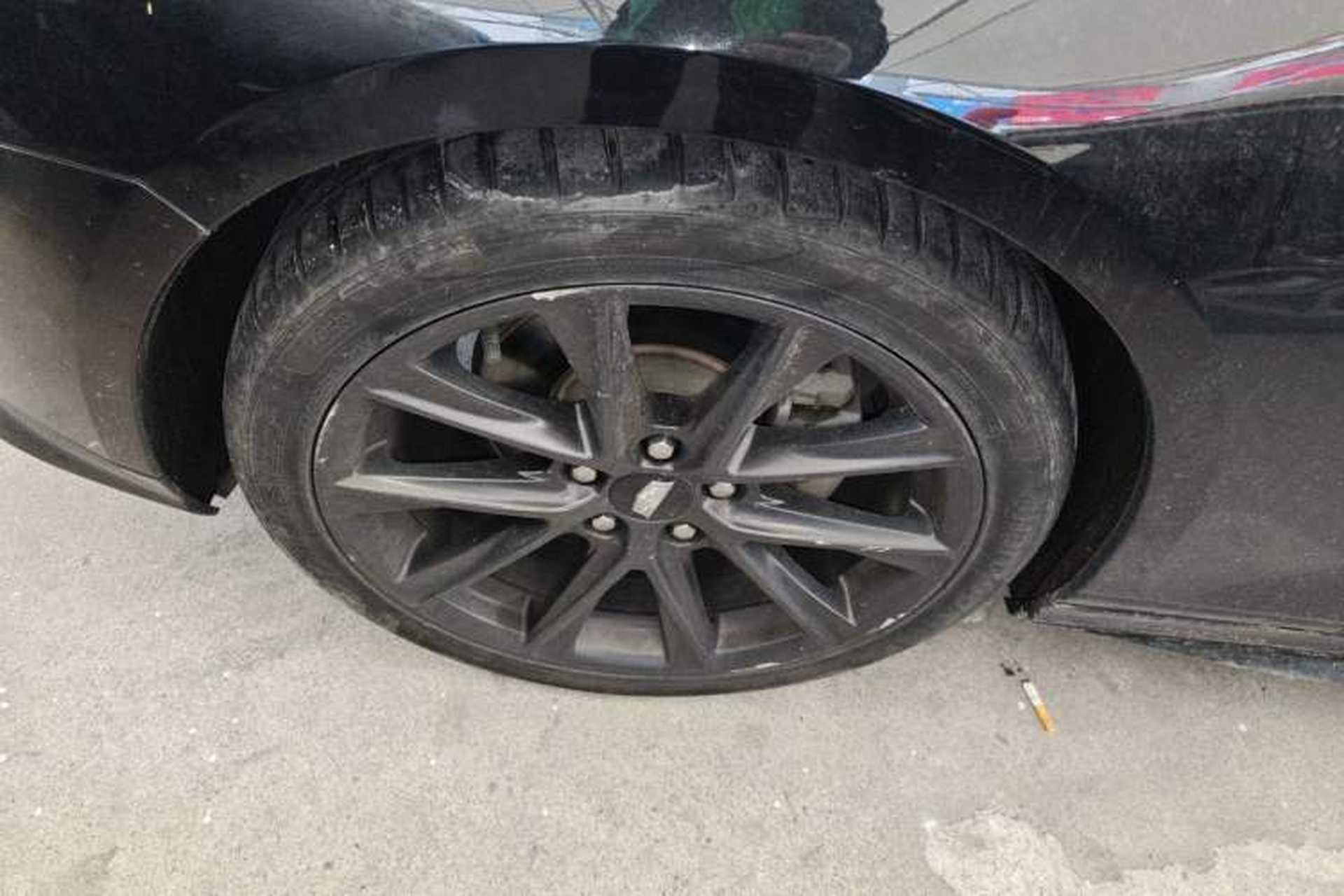 Used Cadillac CT4 2020 28T Elite Edition Left Front Wheel Hub