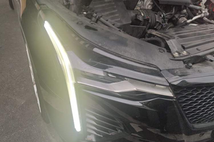 Used Cadillac CT4 2020 28T Elite Edition Right Front Headlight