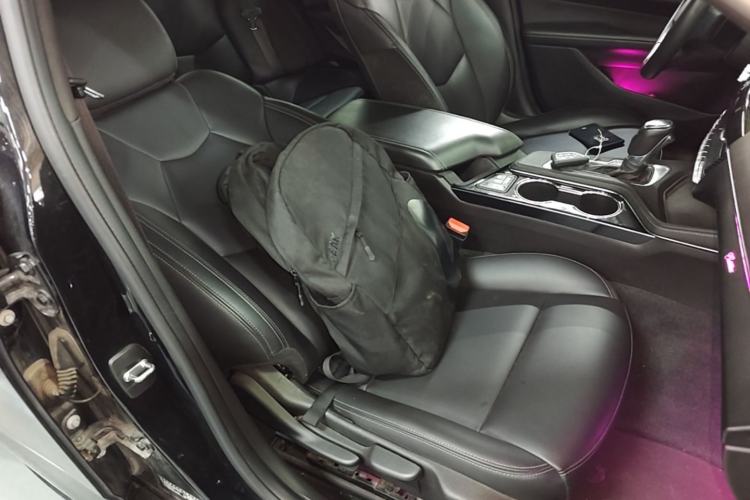 Used Cadillac CT4 2020 28T Fashion Edition Right Front Seat