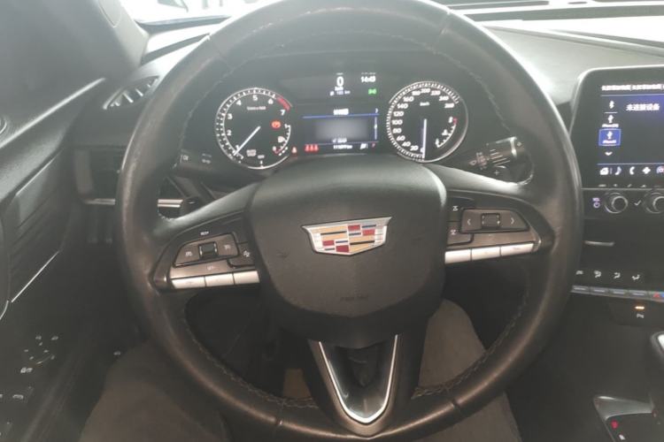 Used Cadillac CT4 2020 28T Fashion Edition Steering Wheel